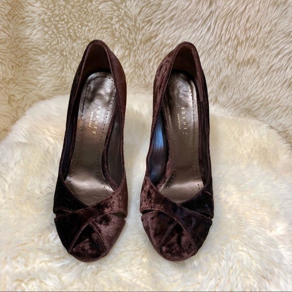 Theory Crushed Velvet Peep Toe Pumps - Picture 4 of 8